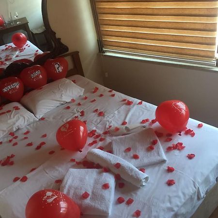 Cicekli Yali Hotel Buyukada Island Bagian luar foto