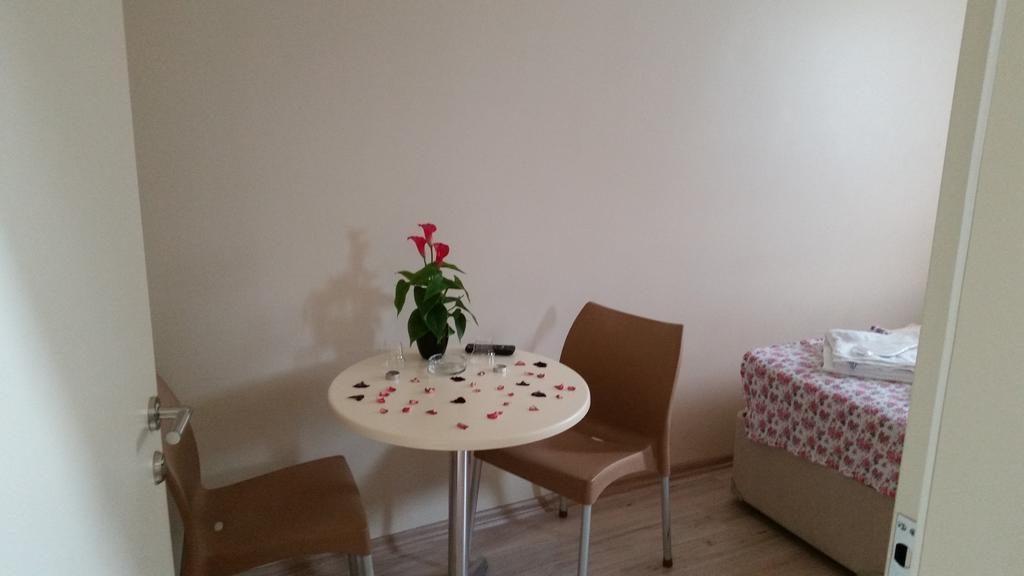 Cicekli Yali Hotel Buyukada Island Bagian luar foto