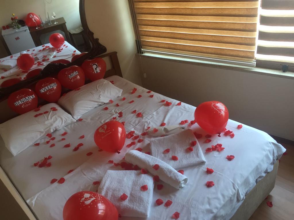 Cicekli Yali Hotel Buyukada Island Bagian luar foto